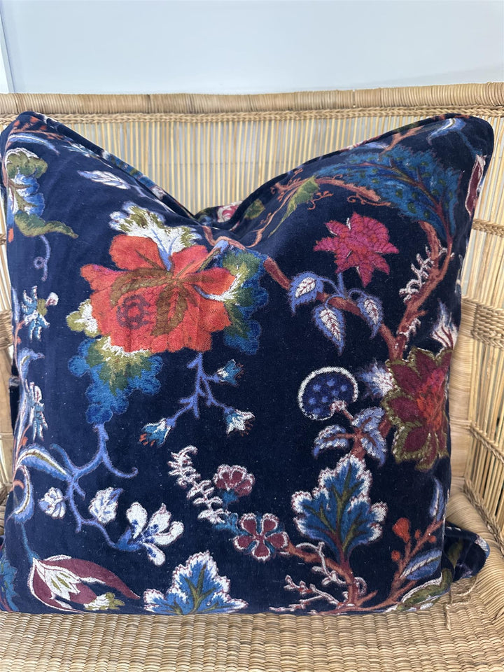 Putetrekk 50 x 50 cm velur blomster dark blue