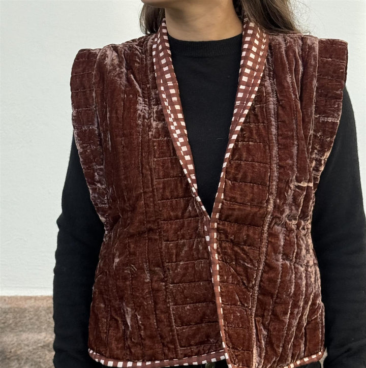 Erika vest velur brun