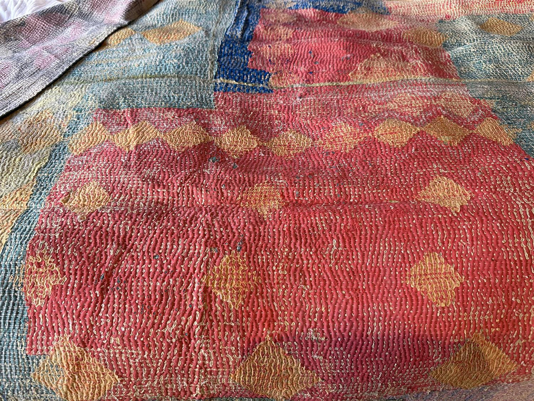 Teppe vintage kantha #110