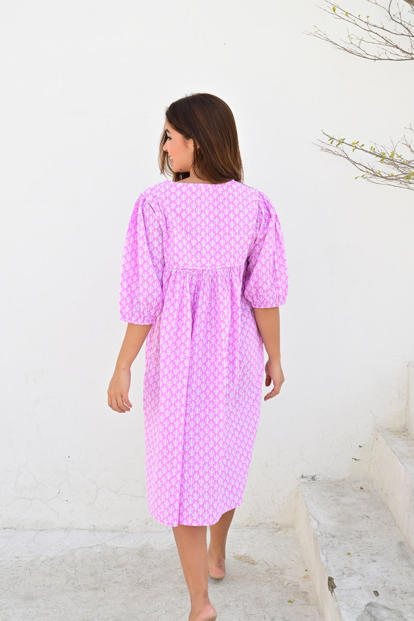 Annabelle smekkekjole purple