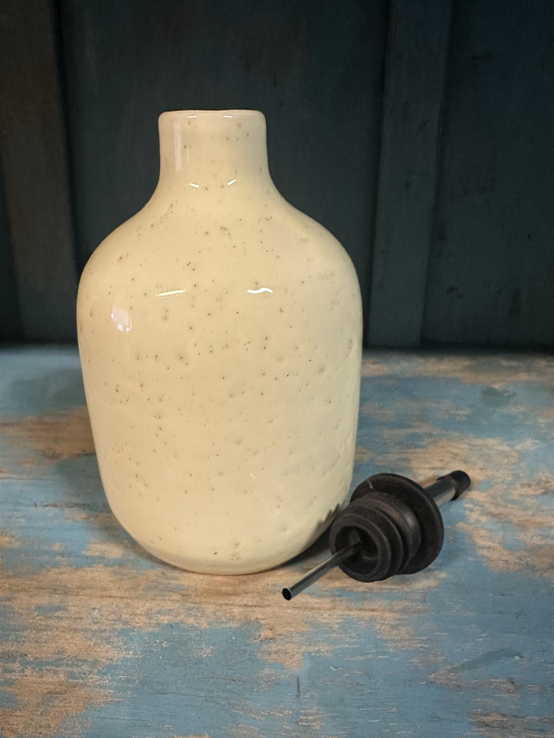 Veluto oljeflaske med helletut H 18 cm fløtefarget