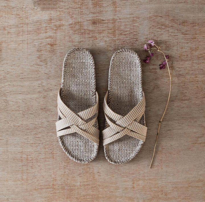 Sandaler Women creamy white