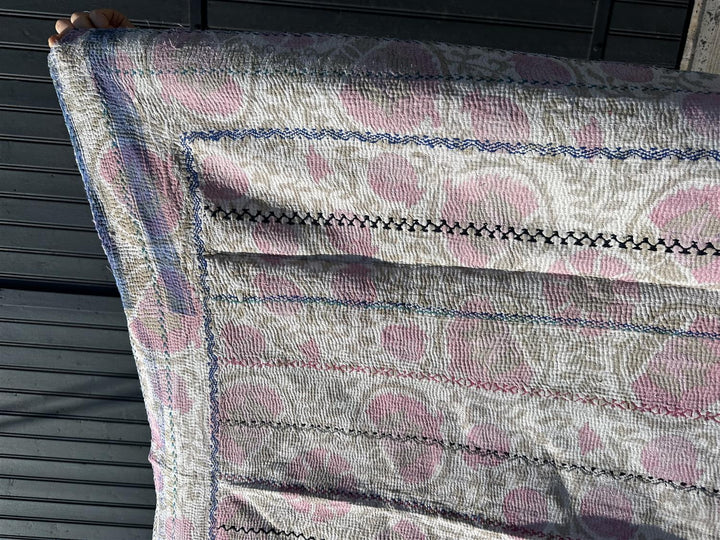 Teppe vintage kantha blokk Nr 2 111 x 166 cm