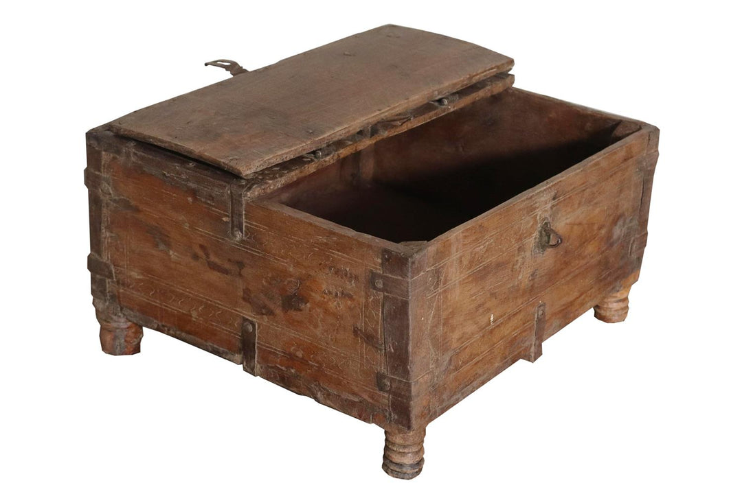 Skrin vintage tre brun