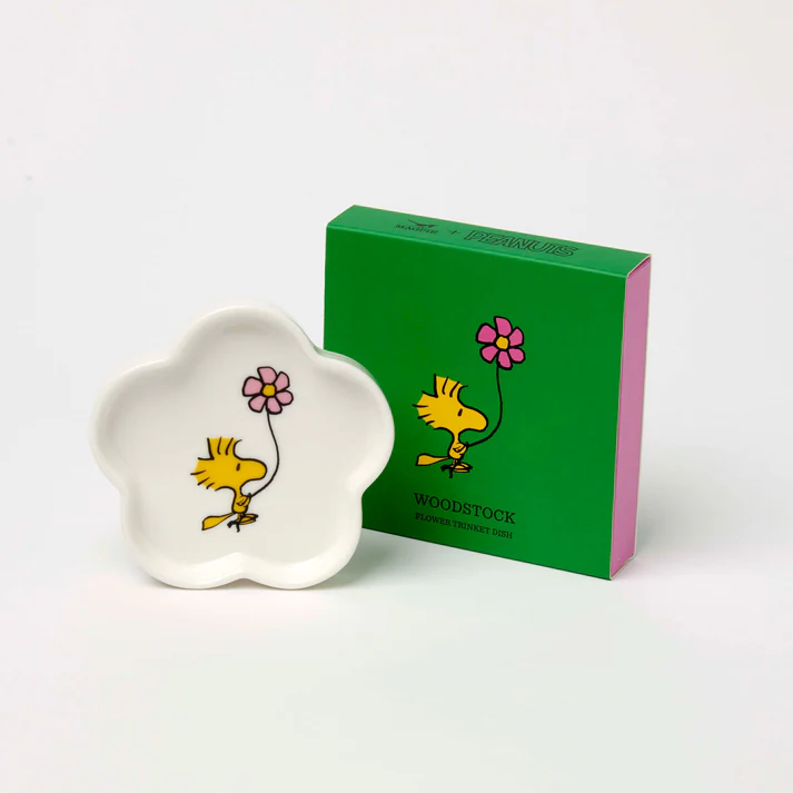 Snoopy flower trinket