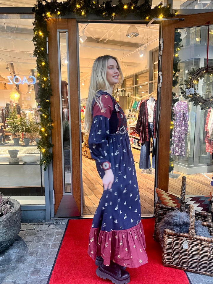 Ginevra kjole marino