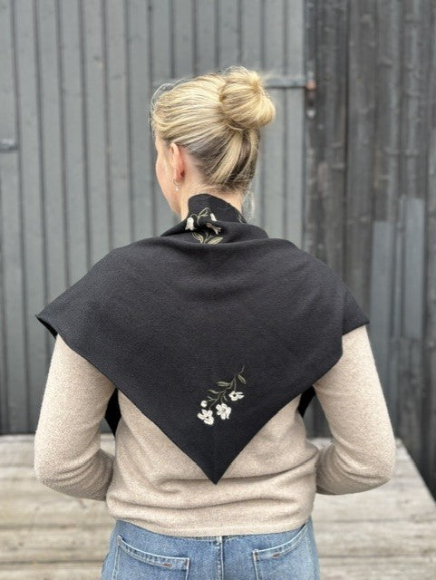 Rosas skjerf cashmere blomst dekor sort