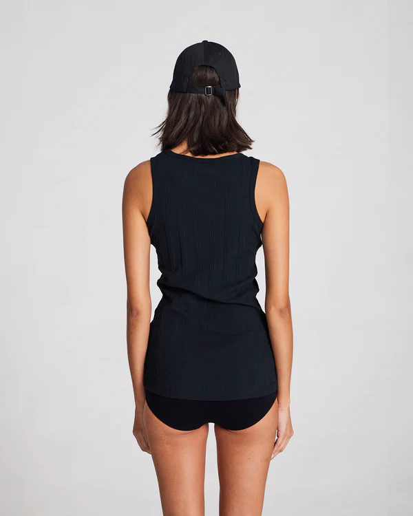 Alberte wool topp black