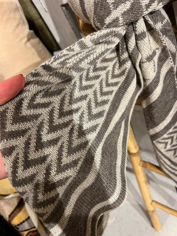 Skjerf triangle nougat