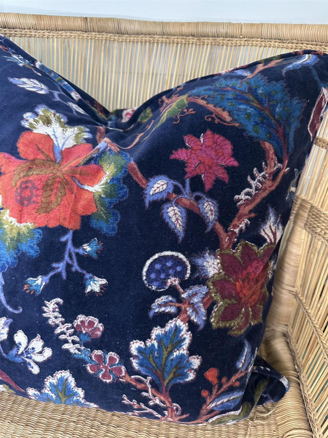 Putetrekk 50 x 50 cm velur blomster dark blue