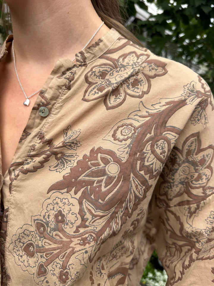 Mallie mønstret bluse camel