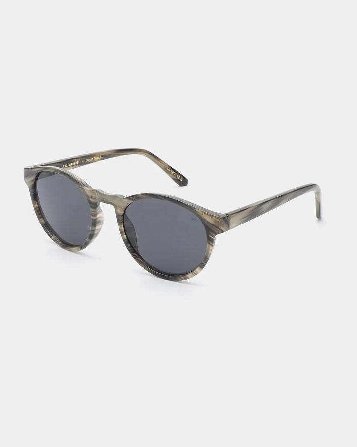 Solbrille Marvin stripet horn