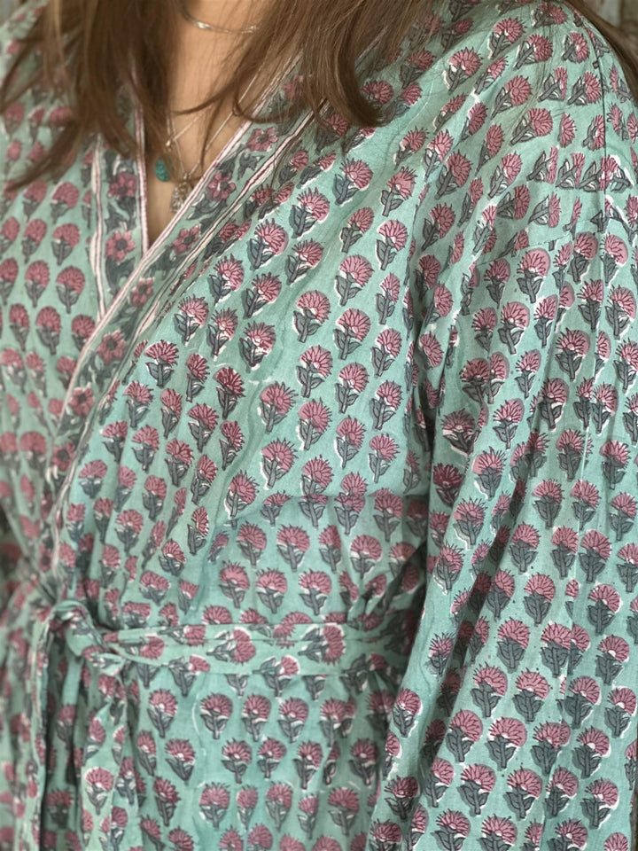 Kimono med belte blokktrykket aqua