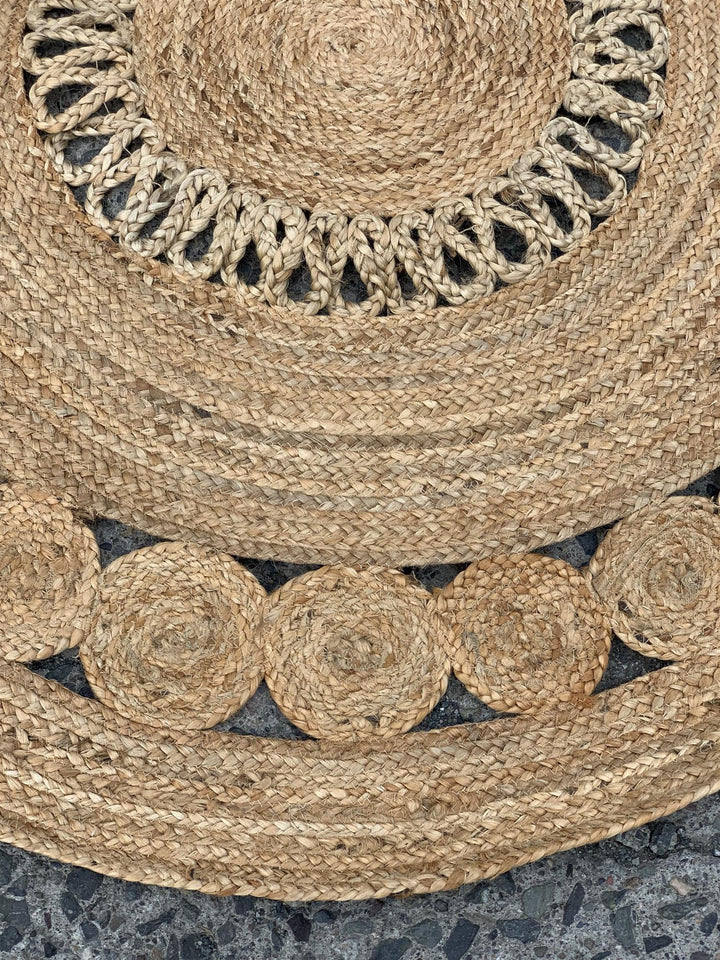 Rundt gulvteppe med «blomster» jute Ø: 120 cm natur